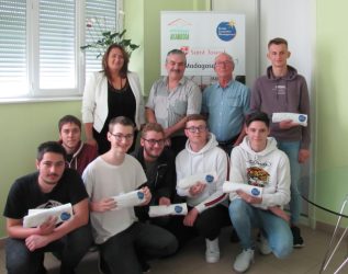 9 l equipe 2019